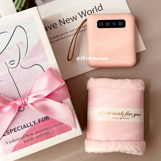 For Her Gift Set #5 Chic & Charge