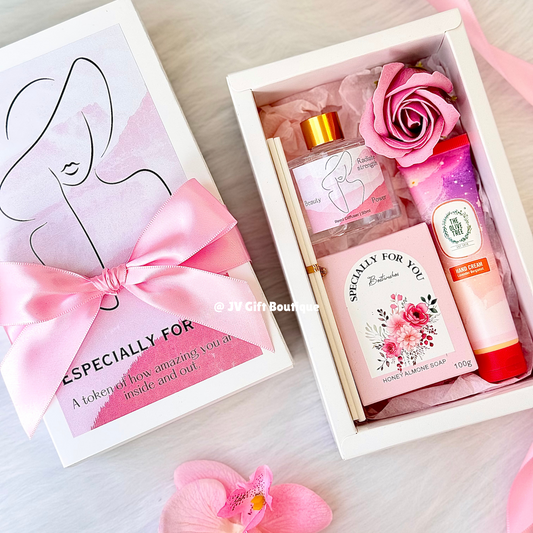 For Her Gift Set #2 Bloom & Glow